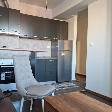 Lester Apartments Skopje Buitenkant foto